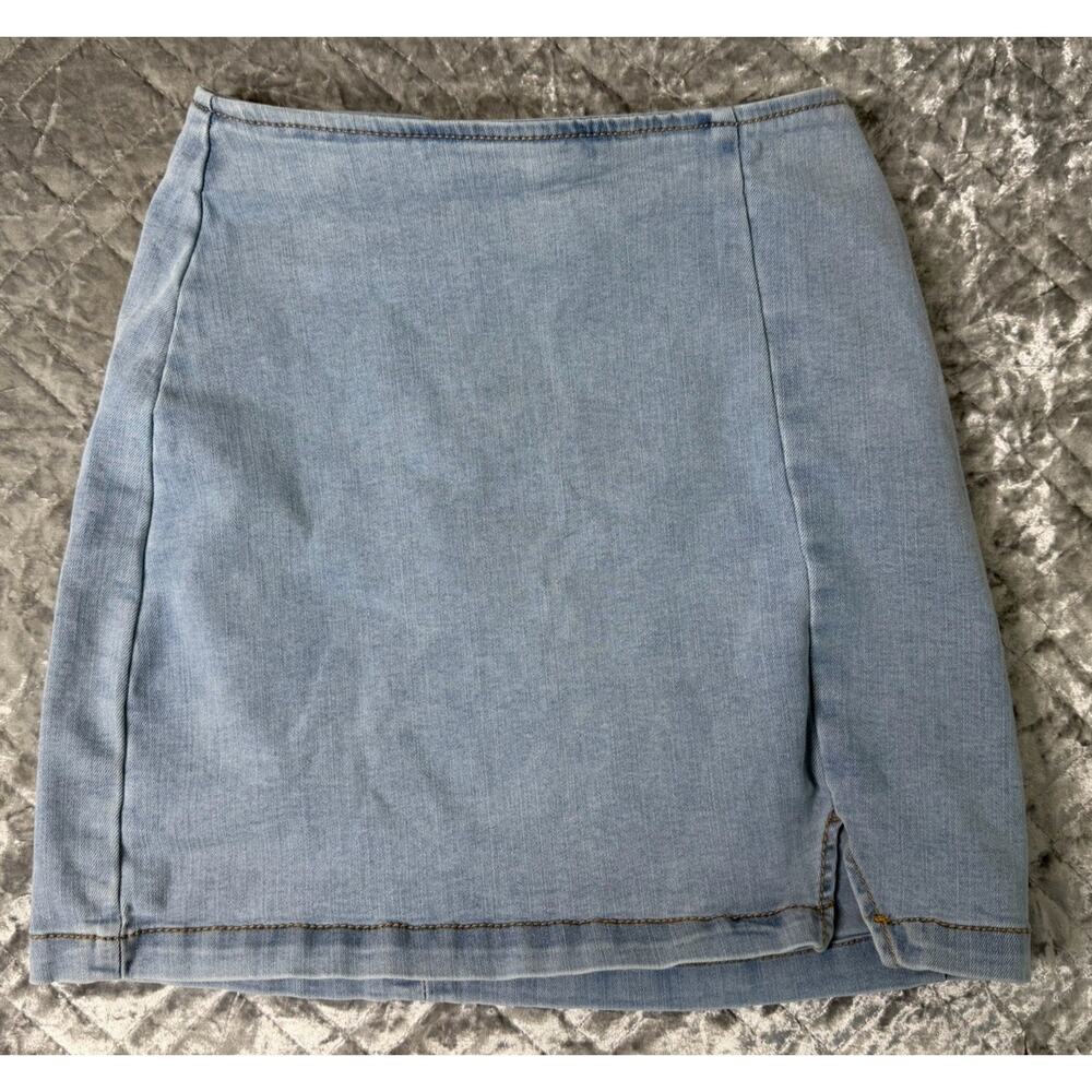 Wild Fable Denim Mini Skirt Women’s Size‎ 00 Light Wash Back Zip